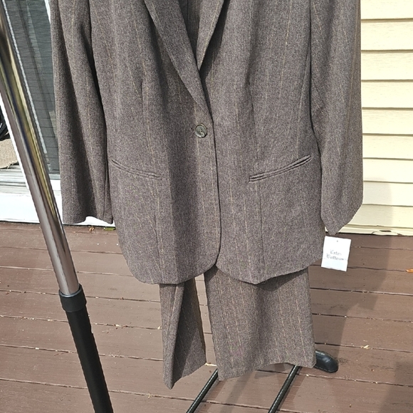 Elegant Womens Pants Suit 18W Brown Pinstripe Lined Double Breast Career Office - Picture 7 of 16